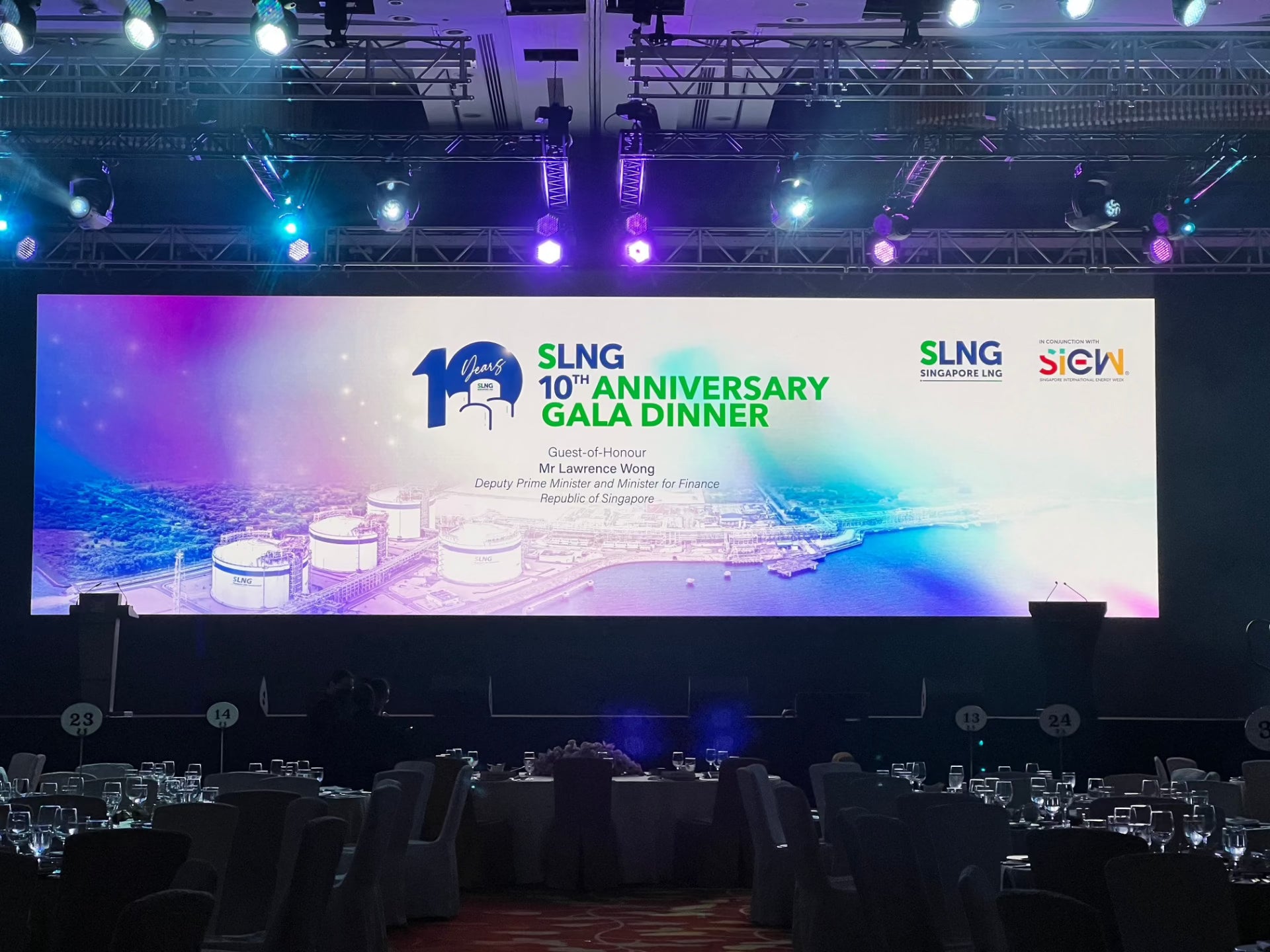 Singapore LNG 10th Anniversary Gala Dinner | Entertainment agency singapore - Ooffle | Singapore LNG 10th Anniversary Gala Dinner