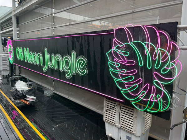 OB Neon Party @ The Fullerton Bay Hotel Singapore