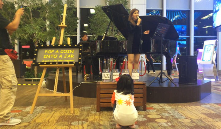 Human Live Music Jukebox @ Changi Airport Transit Area | Human Live Music Jukebox @ Changi Airport Transit Area