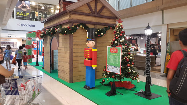 Far East Malls Christmas Activation 2018 @ West Coast Plaza