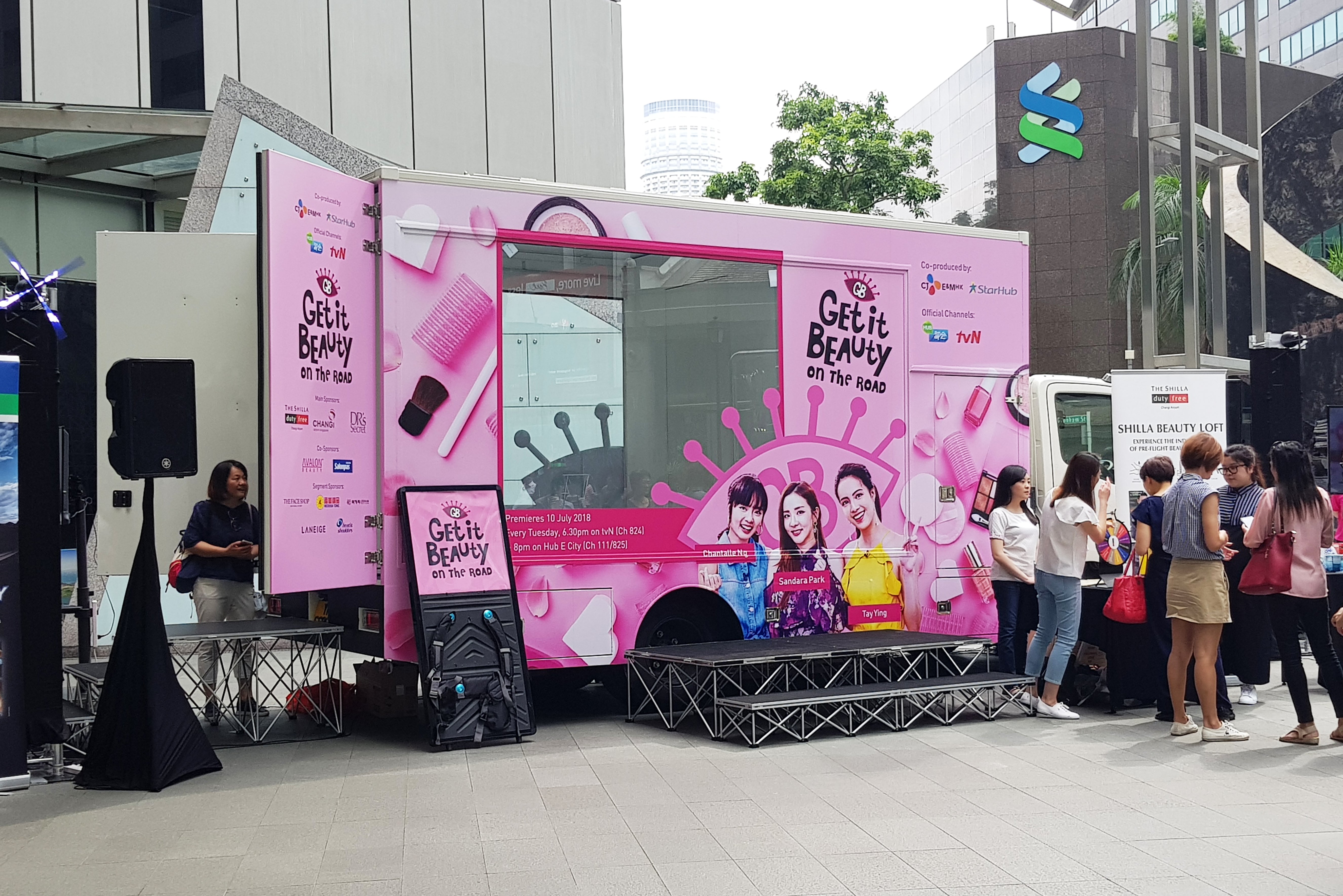 Starhub Get It Beauty Roadshow @ Raffles Place | Starhub Get It Beauty Roadshow @ Raffles Place