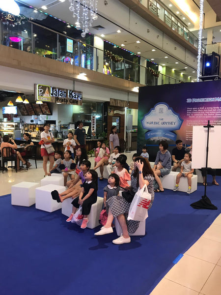Far East Malls Christmas Activation 2018 @ West Coast Plaza