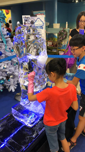 Far East Malls Christmas Activation 2018 @ West Coast Plaza