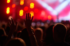 How to Integrate Live Entertainment into Your Company Event in Singapore