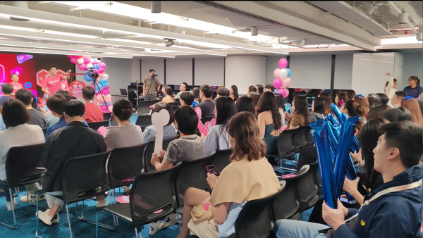 Alibaba Stomp Drummer Performance 2025