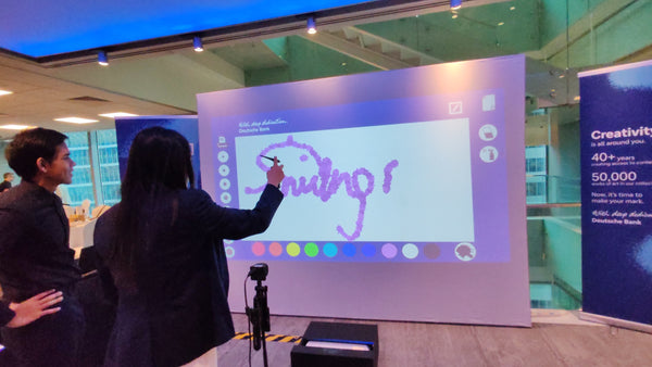 Interactive Graffiti @ Deutsche Bank