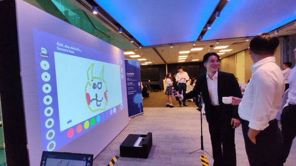 Interactive Graffiti @ Deutsche Bank
