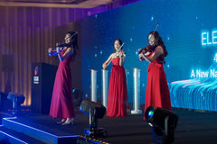 Showmanship Electric Violinists