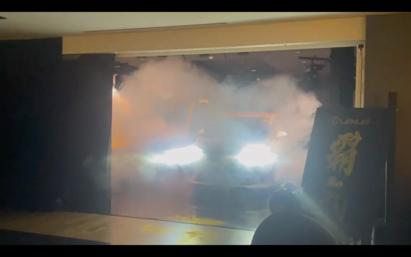 Glitter Speed Painter @ Lexus Car Launch