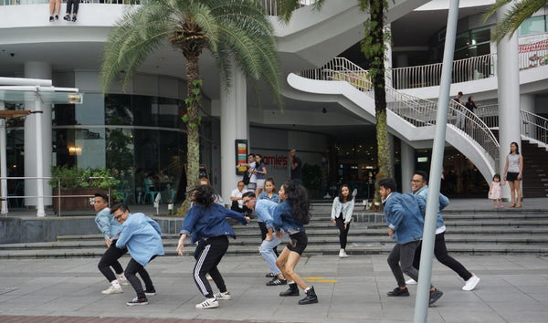 Flashmob Wedding Proposal @ Vivocity