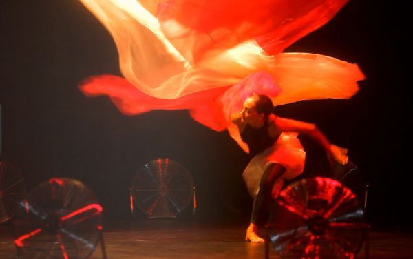 Air Sculptor Dancer